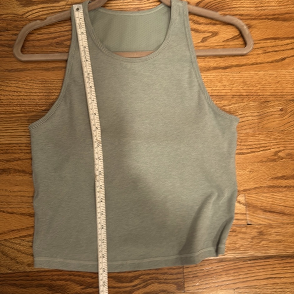 Vuori Women's Sage Green Cropped Tank Top - Picture 4 of 6